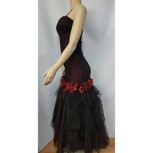 Cassandra Stone red & black tulle With attitude Evening Gown Women's sz 2 #CB4